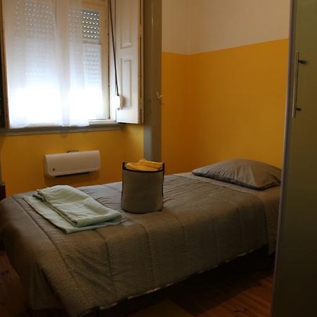 Csi Coimbra & Guest House - Student Accommodation Værelse billede